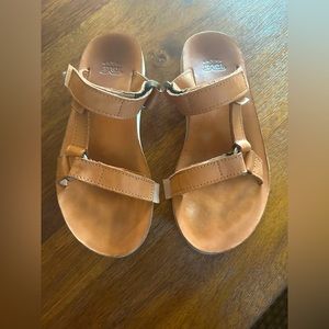 Teva Universal Slide Leather Flat Sandal size 7